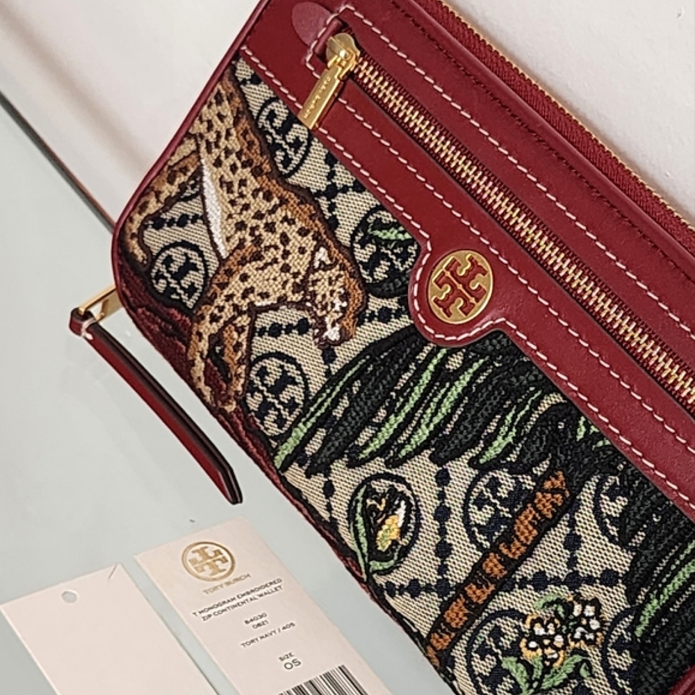 Tory Burch T Monogram Jacquard Embroidered Continental Wallet - Picture 13 of 15